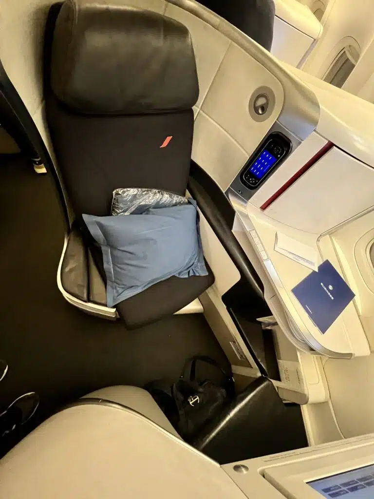 Air France Boeing 777-300ER Business Class Seat 3A