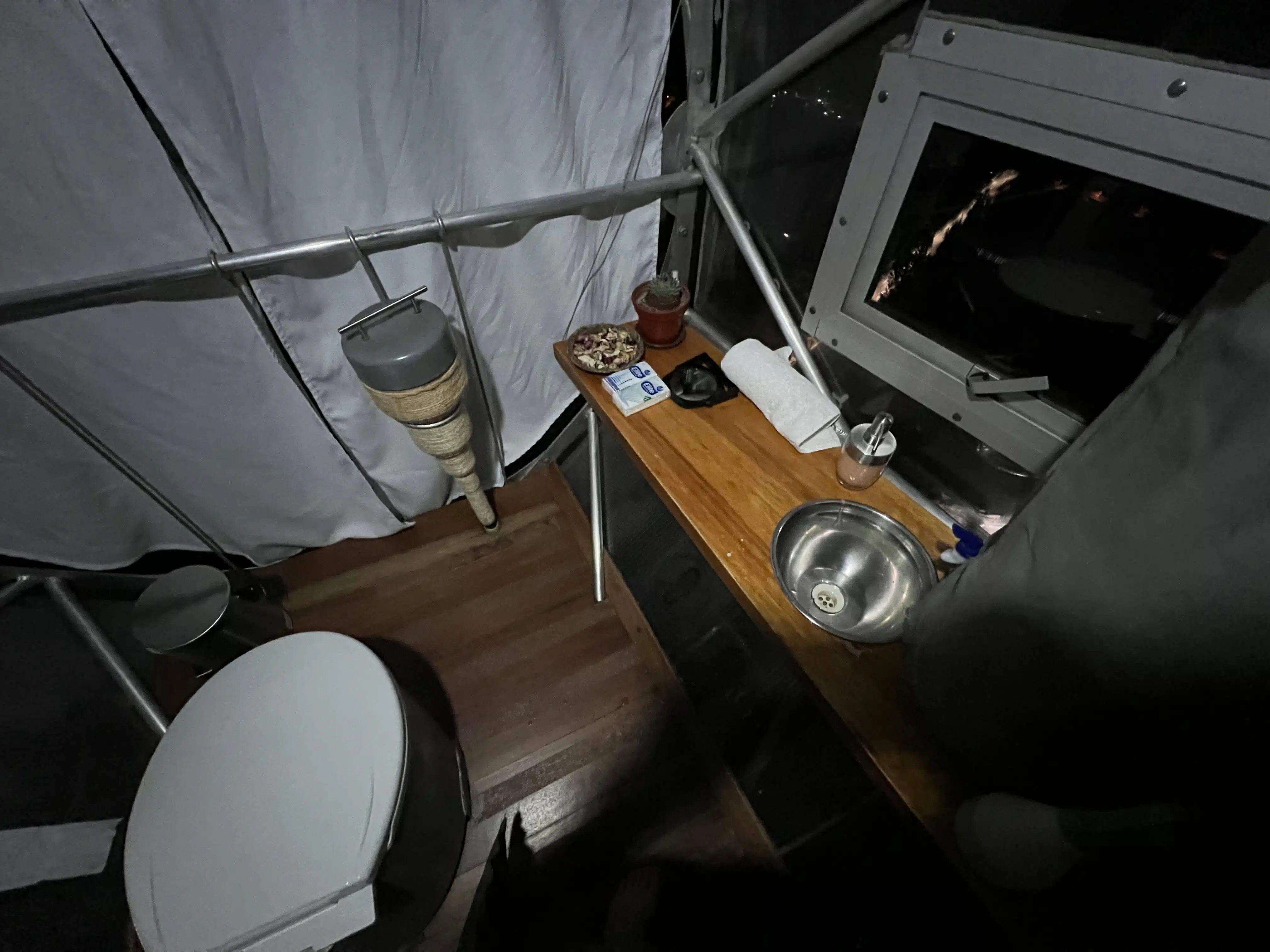 The bathroom in our Skylodge pod