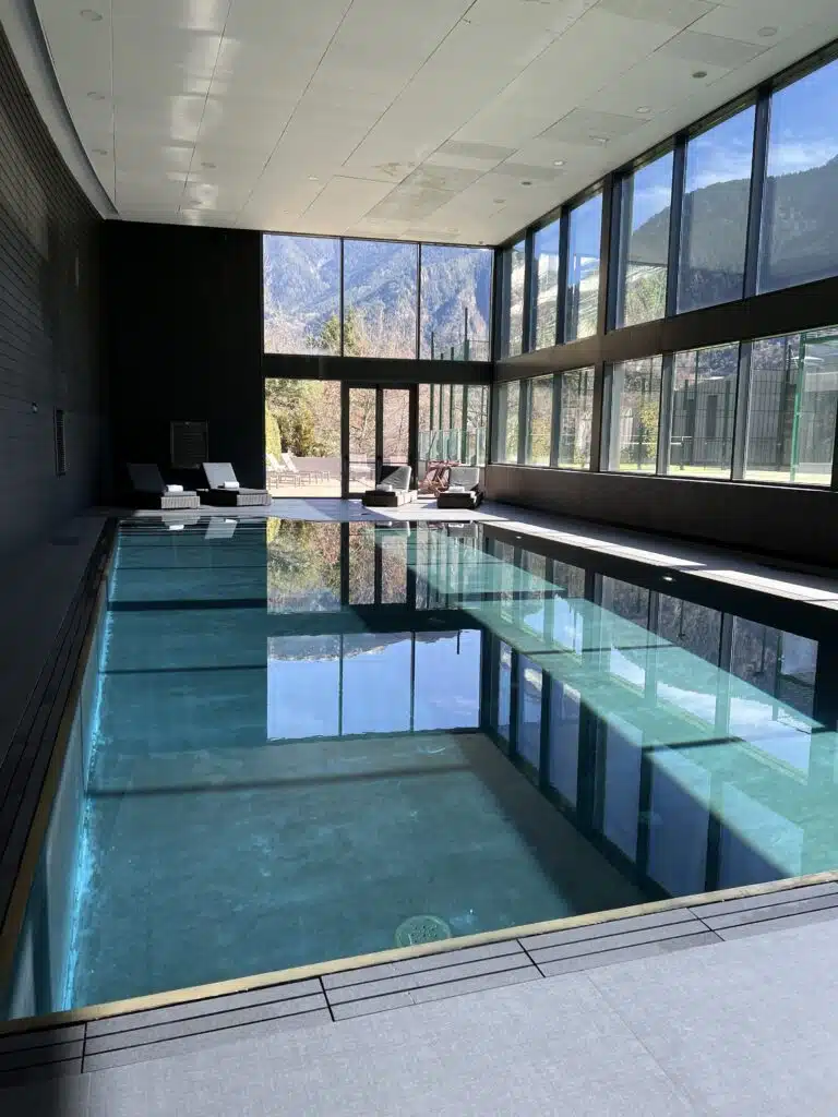 Andorra Park Hotel Pool - a perfect alternative when there's no snow in the winter